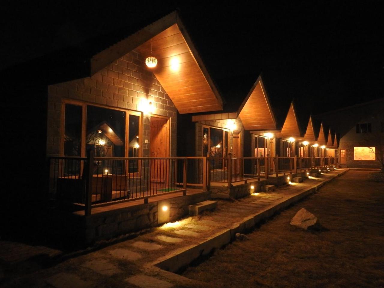 Resort Winterfell The Stay, Unique River Front 4*