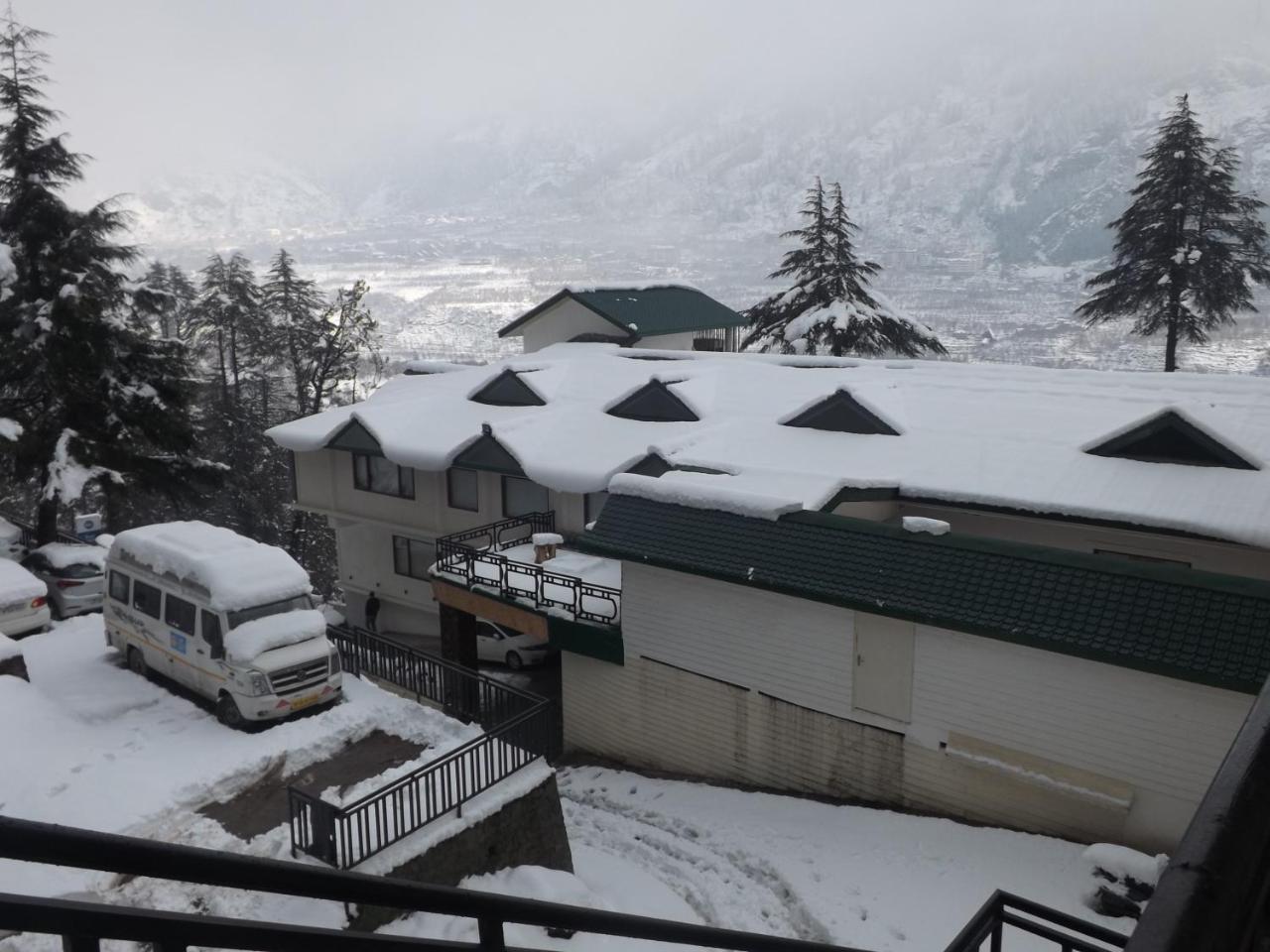 Hotel Western Himalyan Monal Manali (Himachal Pradesh)