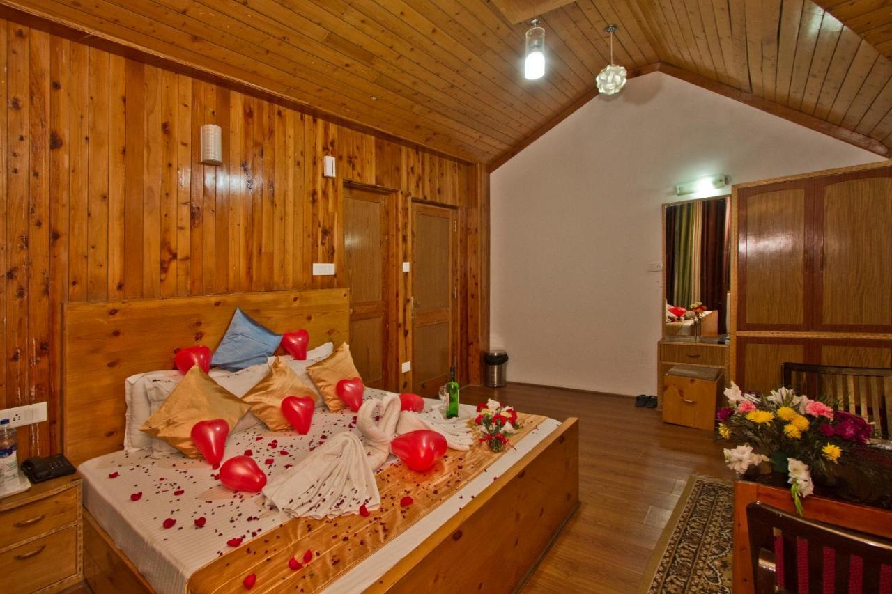 The Cedar & Independent & Kitchenette Fireplace Tandoor & Bbq Apartment *