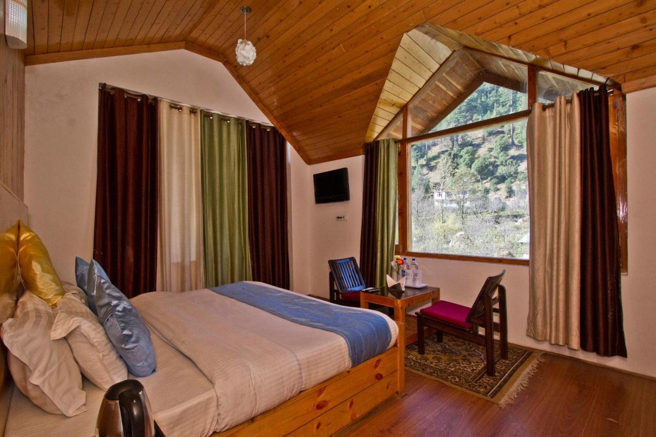 The Cedar & Independent & Kitchenette Fireplace Tandoor & Bbq Apartment Manali (Himachal Pradesh)