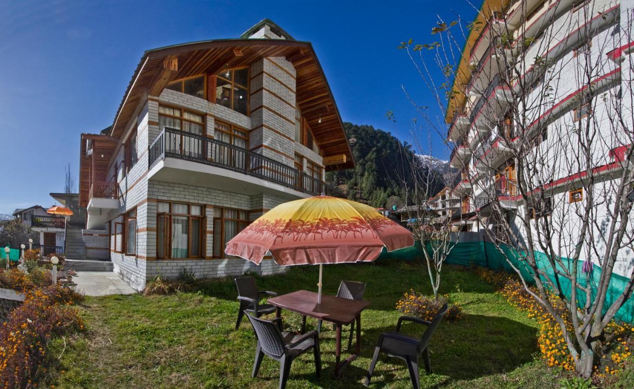 The Cedar & Independent & Kitchenette Fireplace Tandoor & Bbq Apartment *