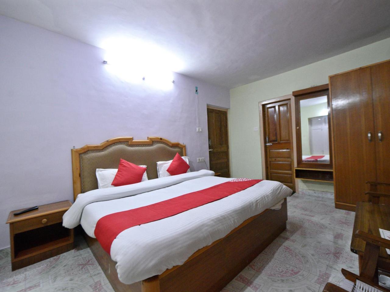 Oyo 10268 New Hotel 3*