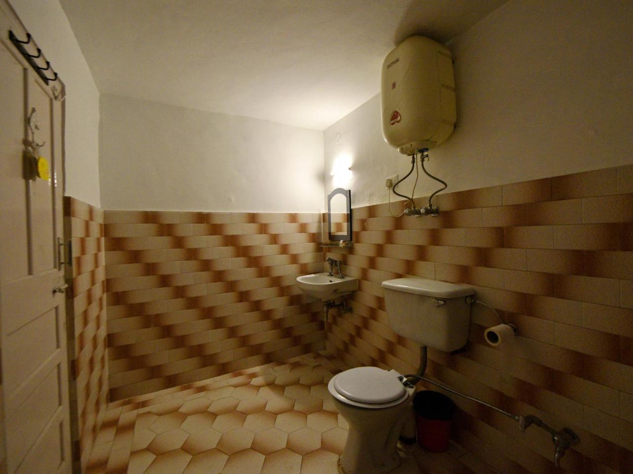 Hotel Oyo 10268 New