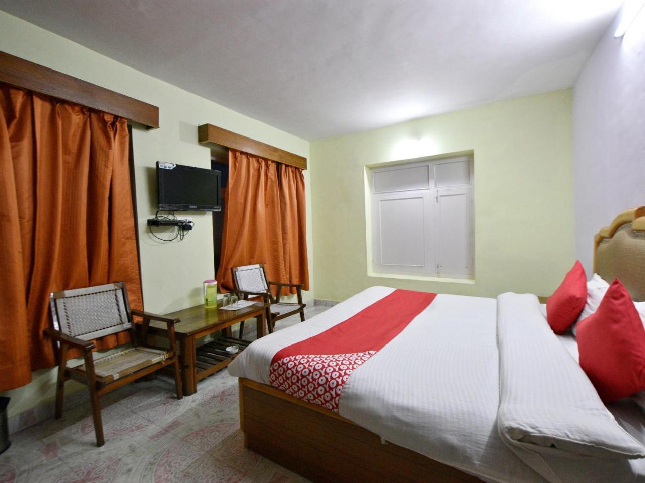Oyo 10268 New Hotel 3*