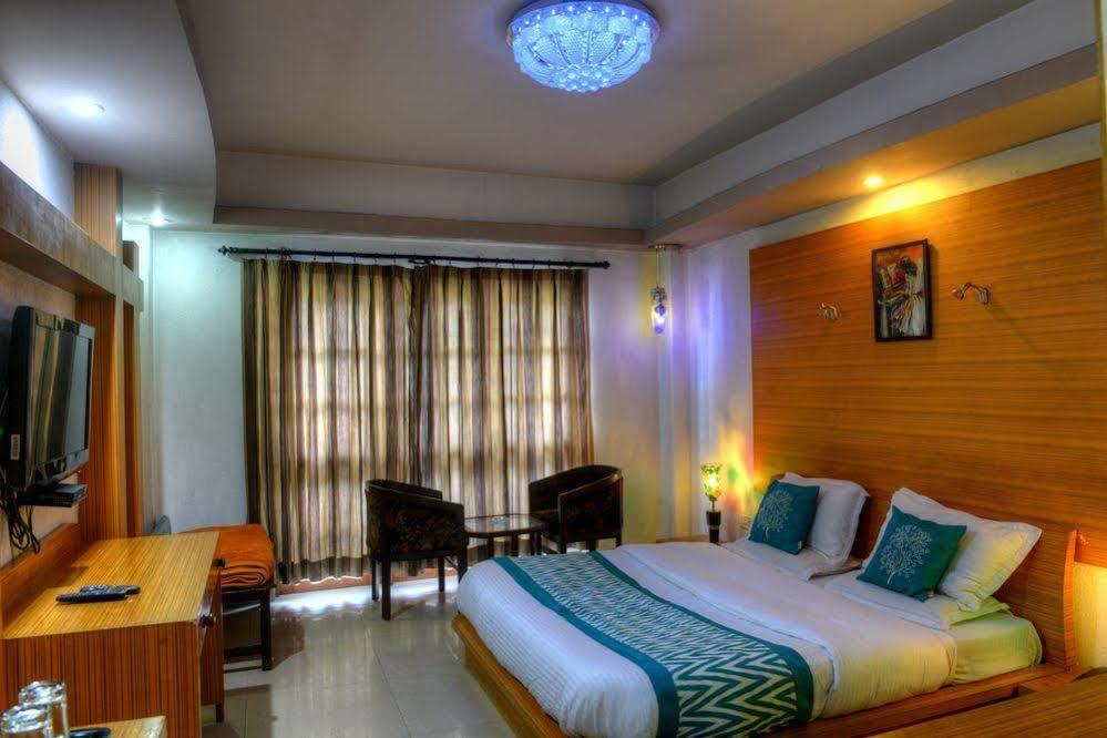 Snow Princess Hotel Manali (Himachal Pradesh)