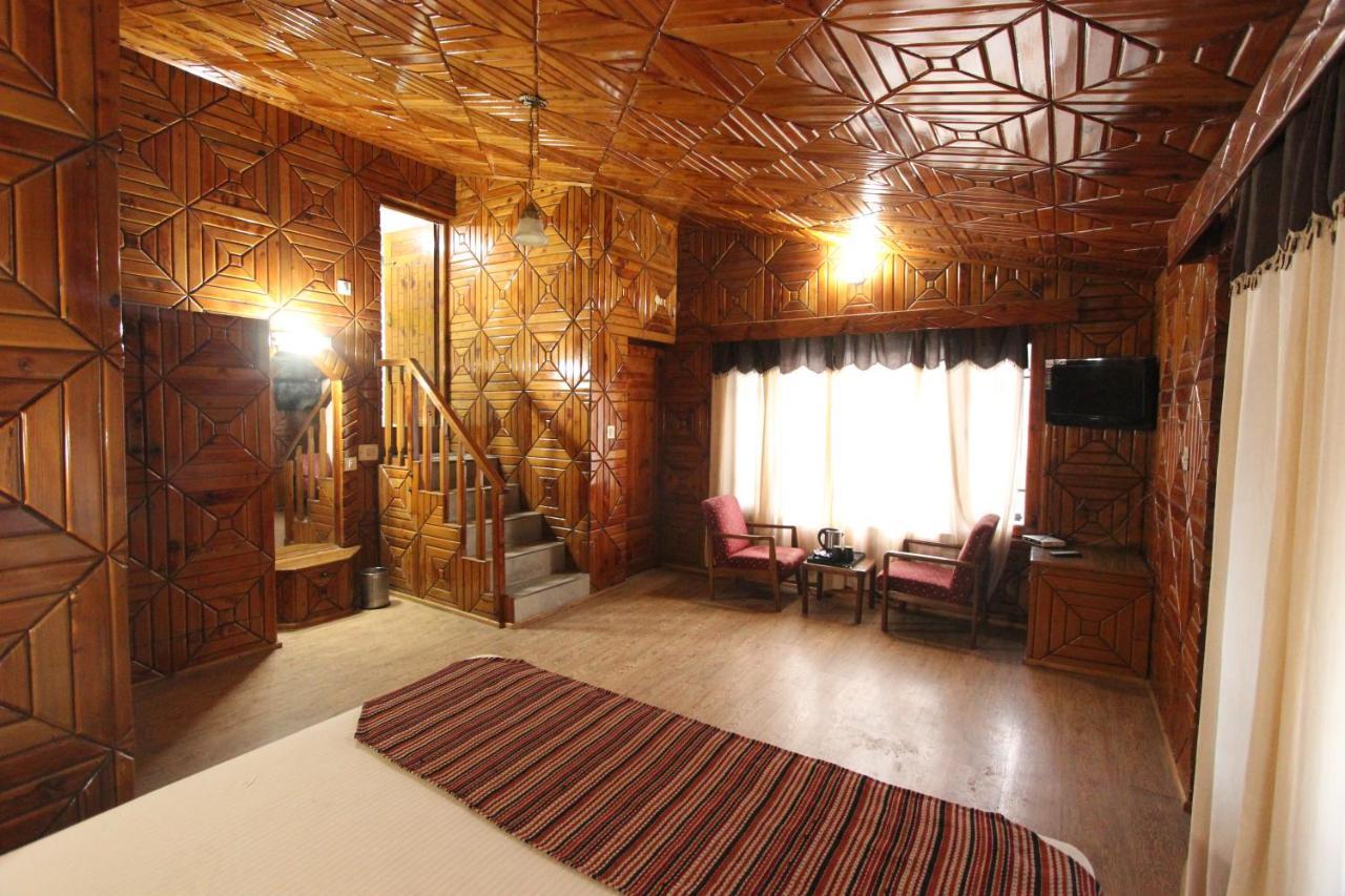 Villa Himkund Cottages Manali (Himachal Pradesh)