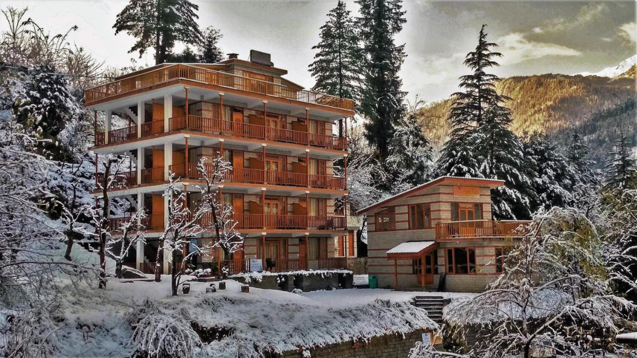 Shri Krishna Palace Bed & Breakfast Manali (Himachal Pradesh)