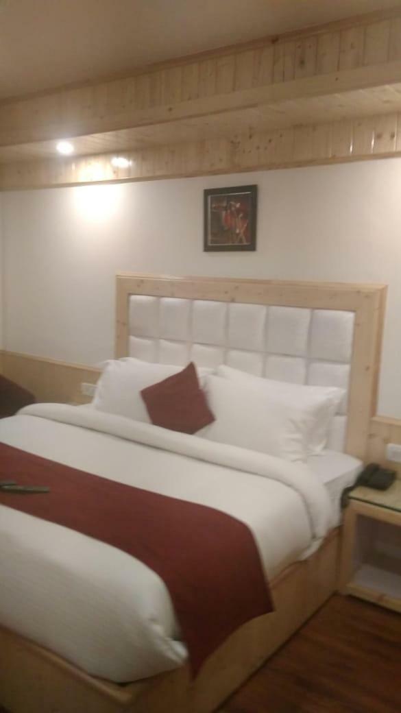 Hotel Himgiri Manali (Himachal Pradesh)