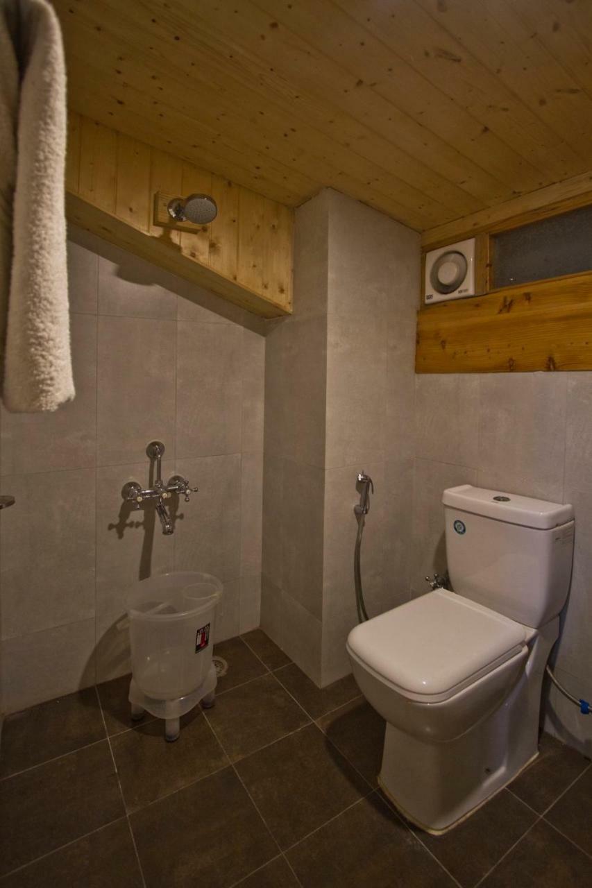 Lonchenpa Bed & Breakfast Manali (Himachal Pradesh)