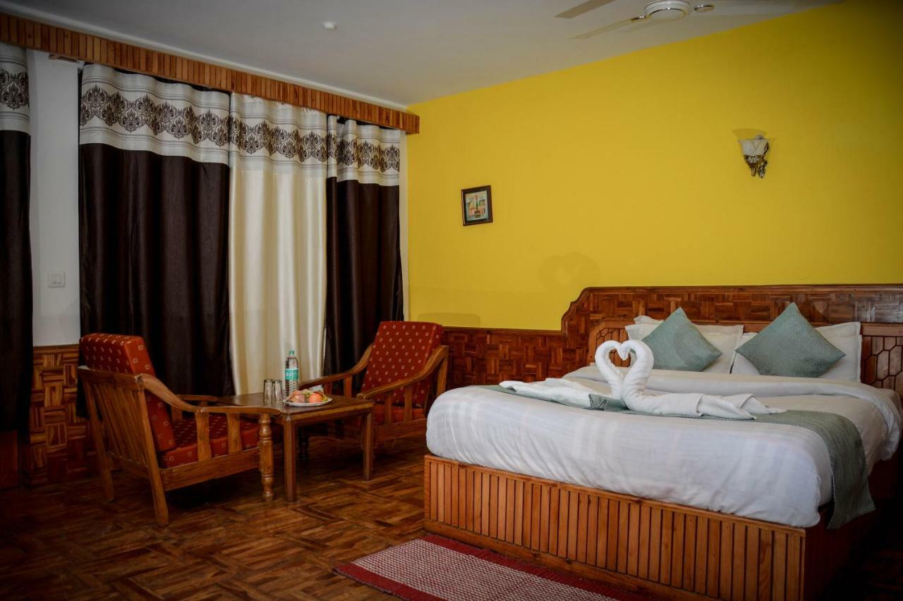 Rajhans Manali (Himachal Pradesh)