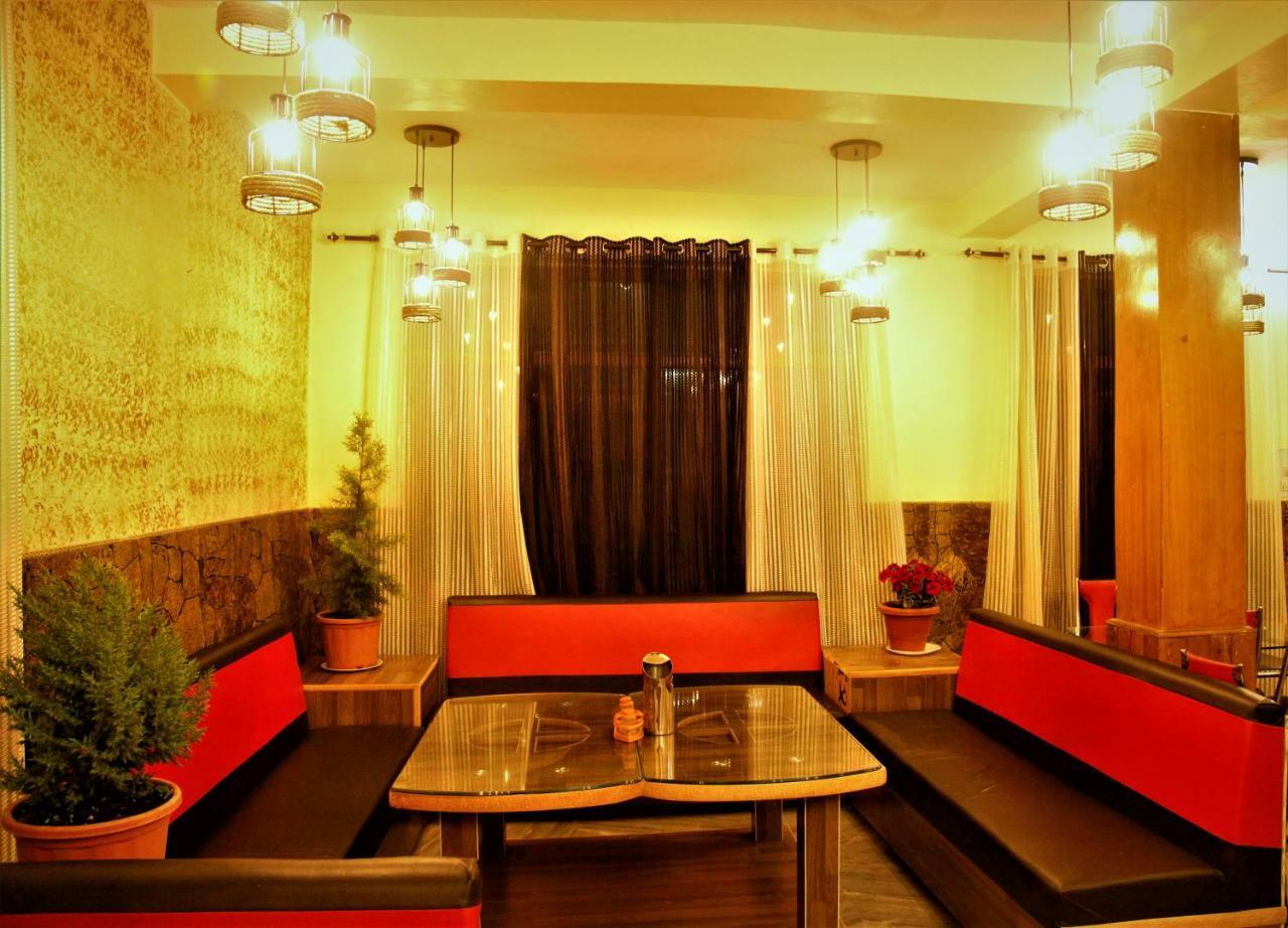 Hotel Chetna Manali (Himachal Pradesh)