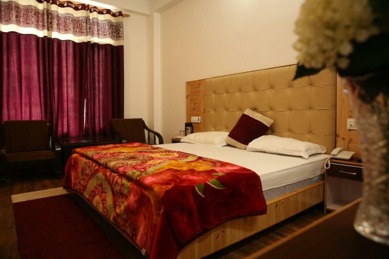 Hotel Saras Manali (Himachal Pradesh)