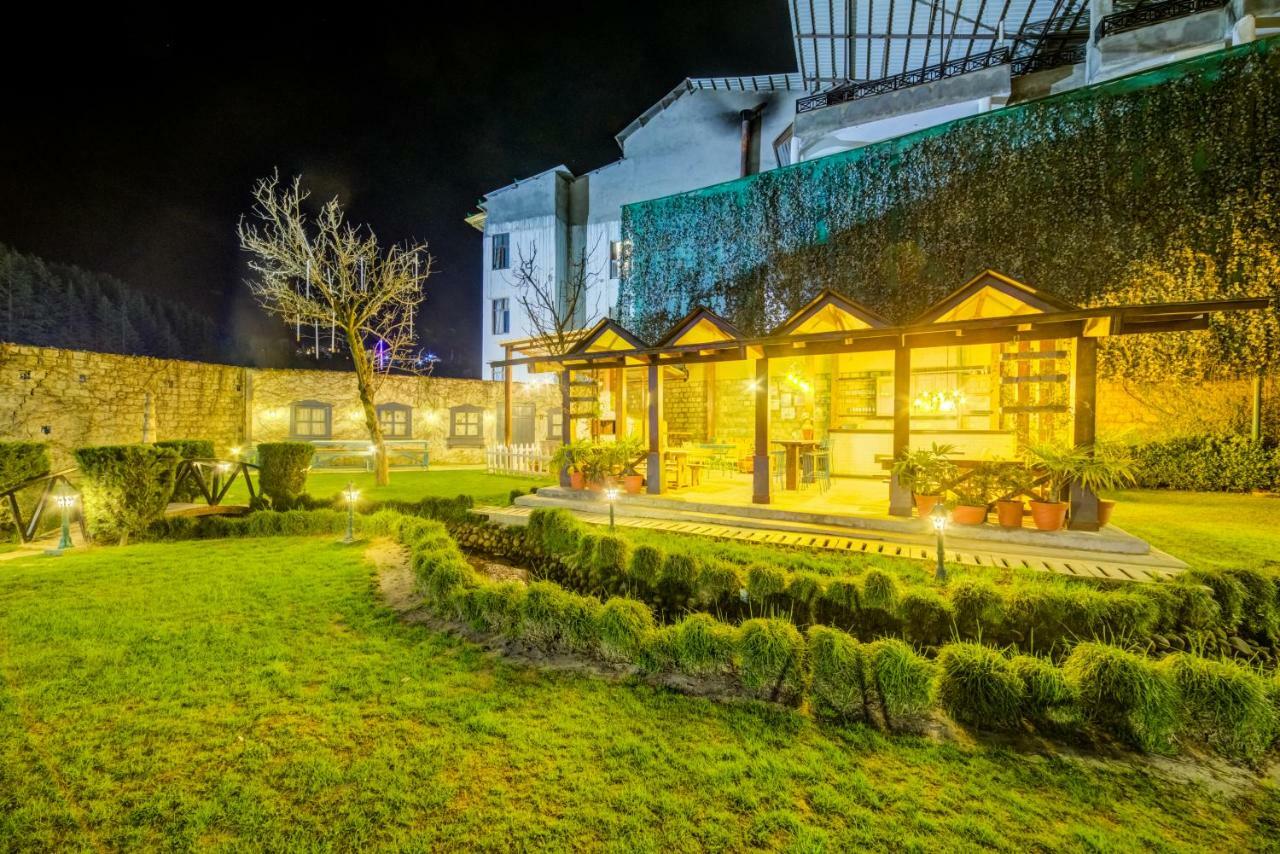 Resort Rock By Vivaan 4*
