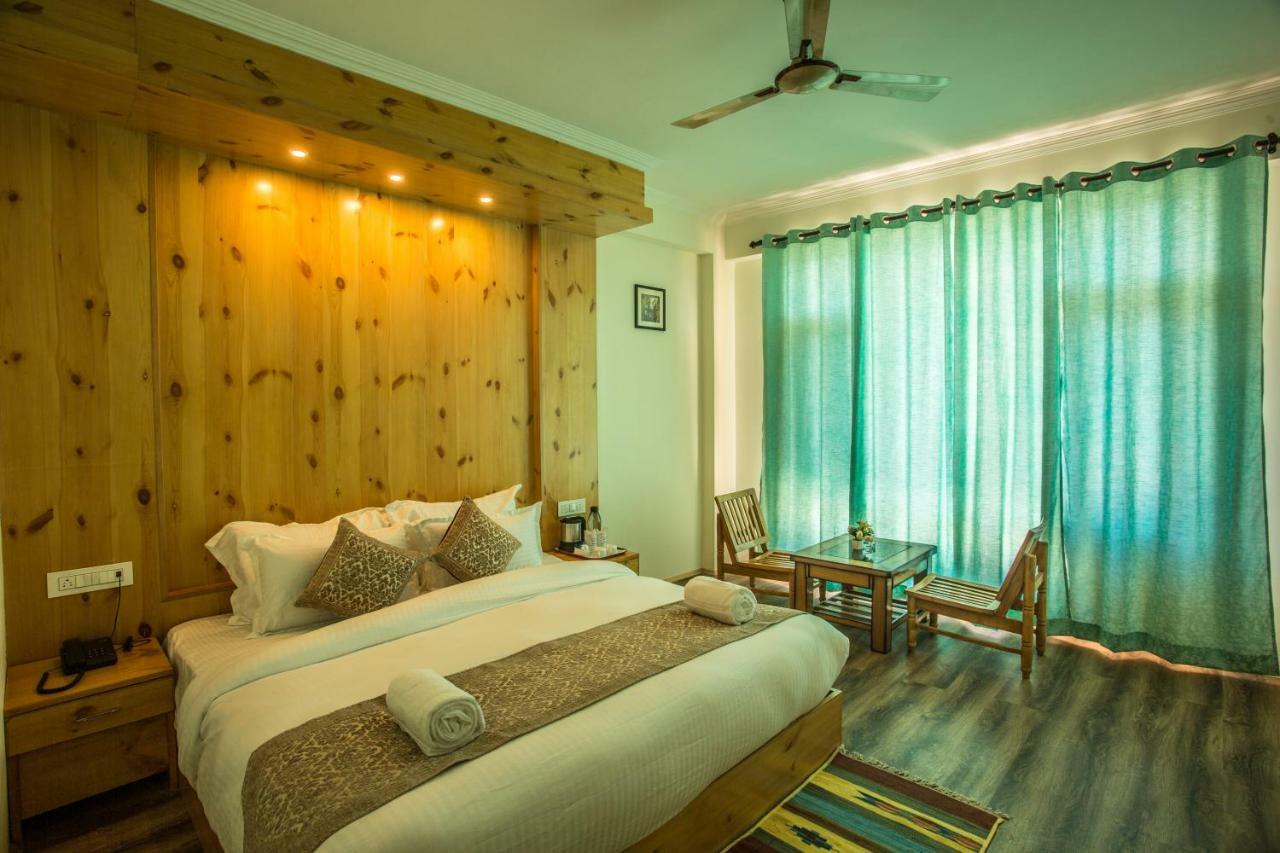 Hotel Pashmina Manali (Himachal Pradesh)