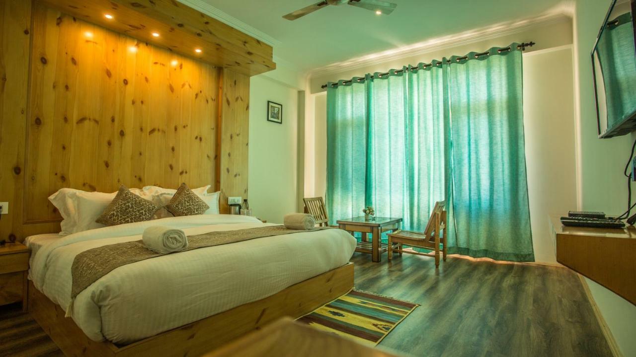 Pashmina Hotel Manali (Himachal Pradesh)