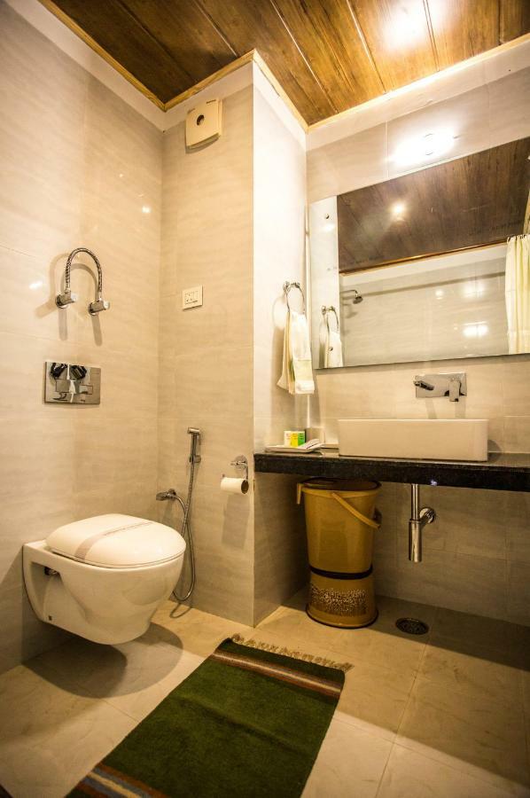 Pashmina Hotel Manali (Himachal Pradesh)