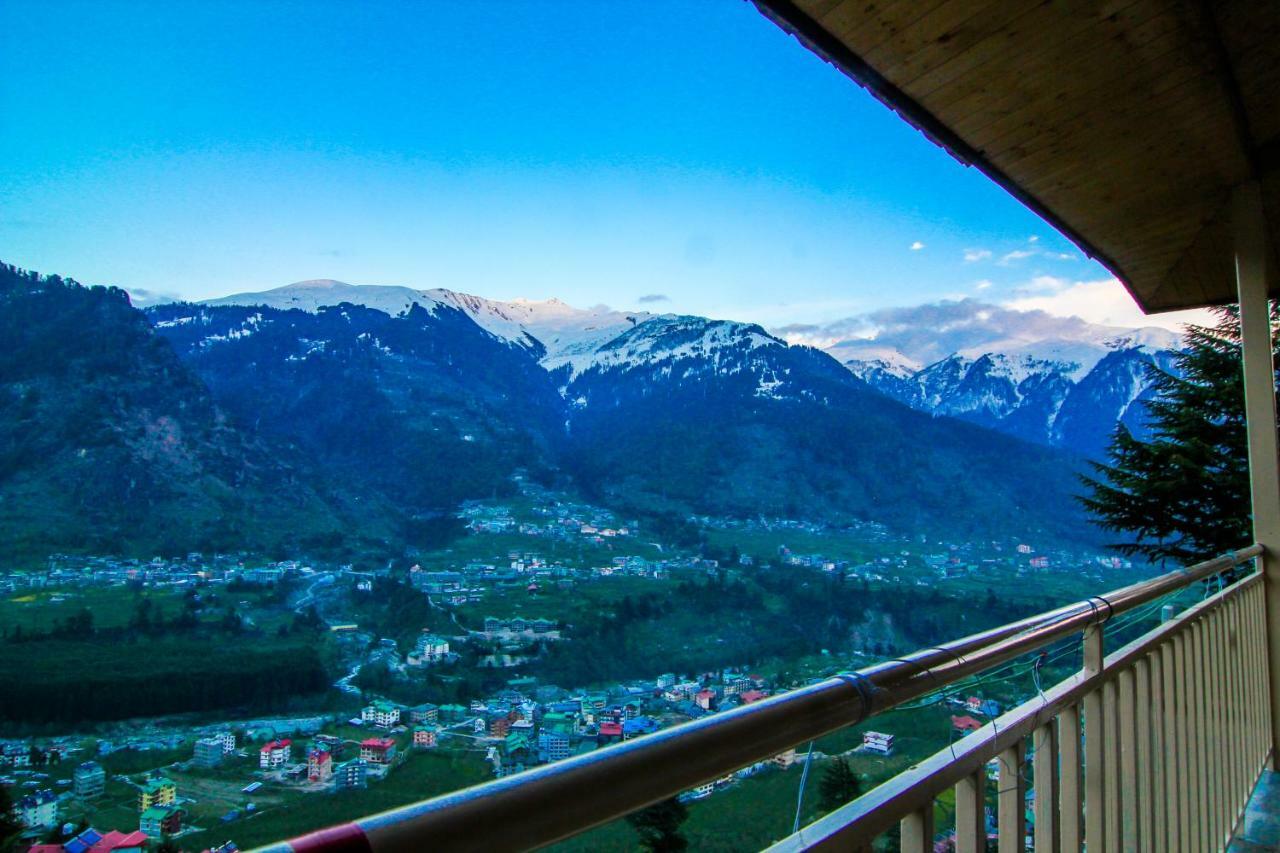 Hotel Highq Manali (Himachal Pradesh)