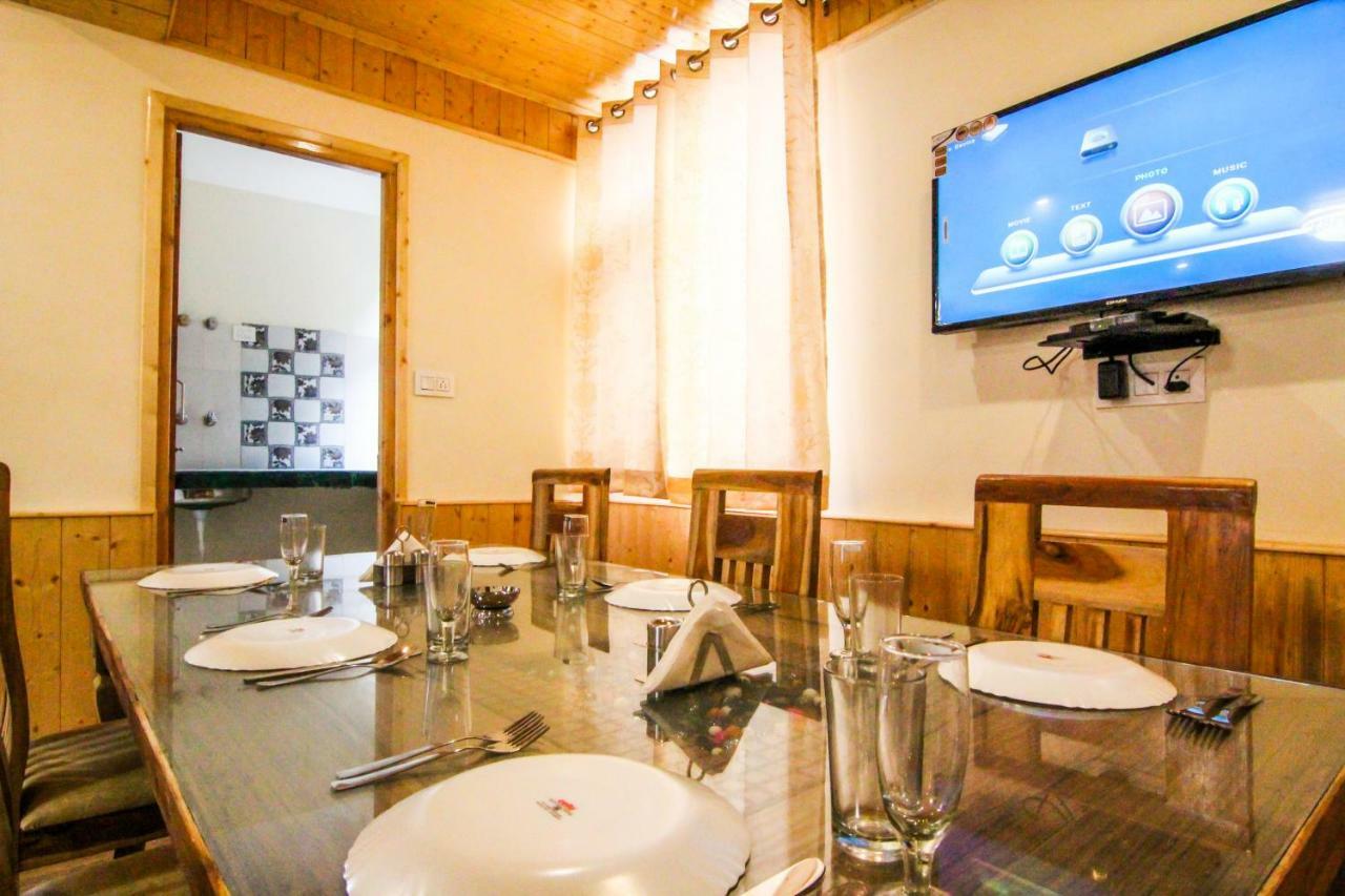 Highq Hotel Manali (Himachal Pradesh)