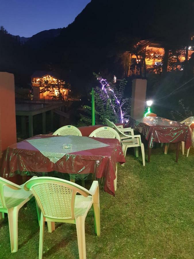 Abys Hut * Manali (Himachal Pradesh)