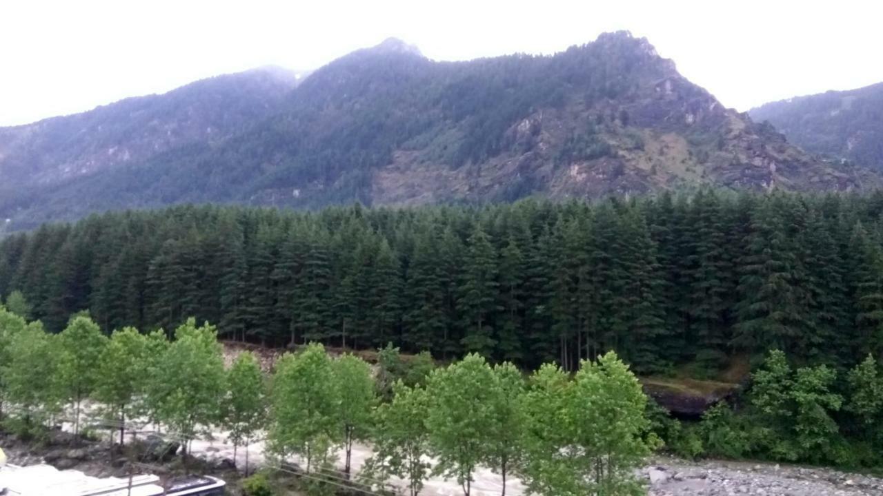 Le Grand - The River Facing Hotel Manali (Himachal Pradesh)