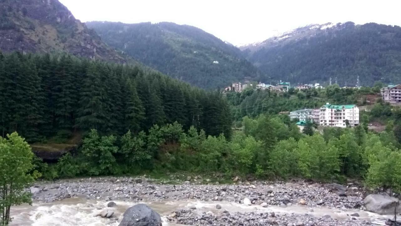 Le Grand - The River Facing Hotel 3*