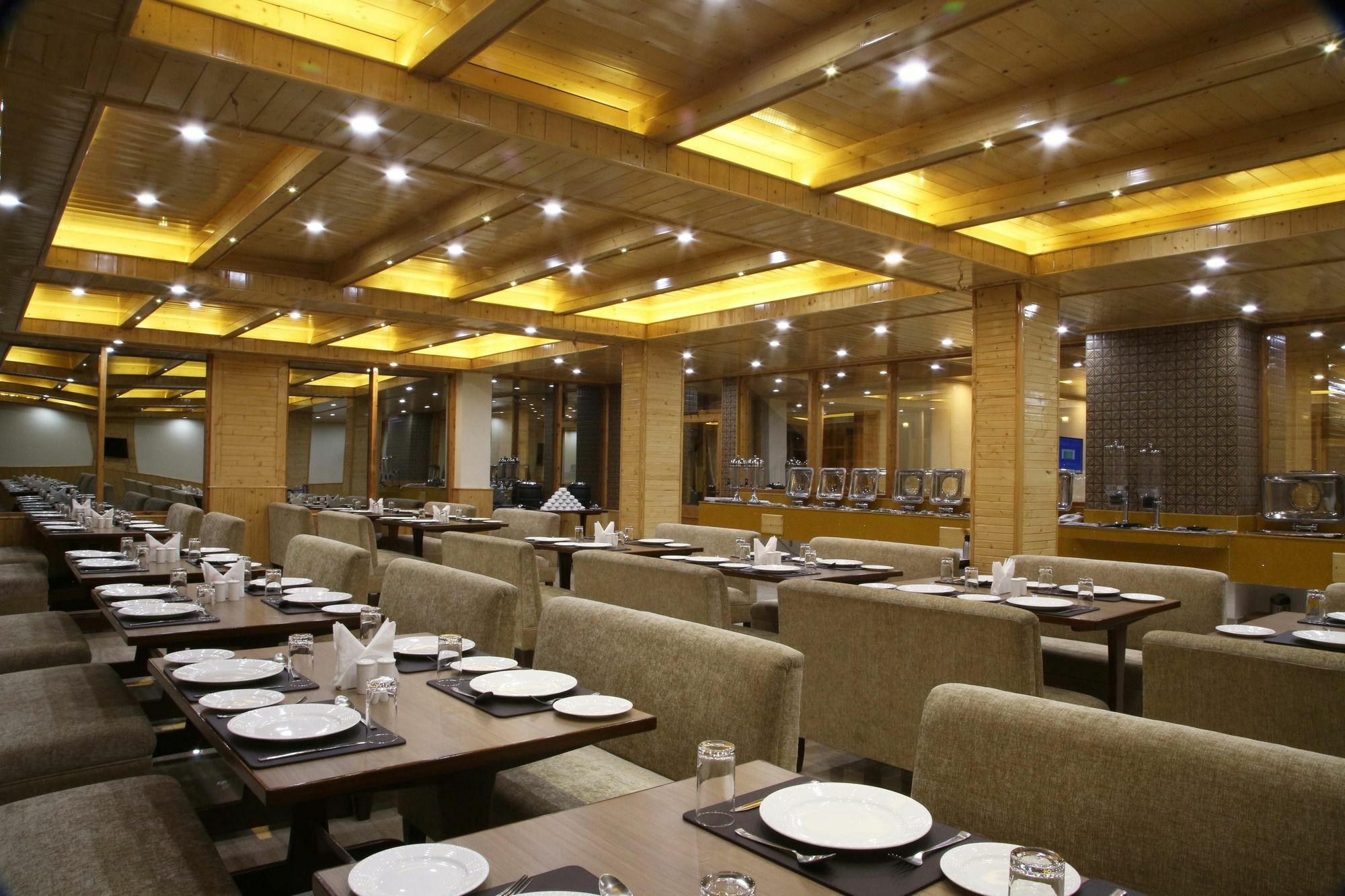 Holiday Heights 2* Manali (Himachal Pradesh)