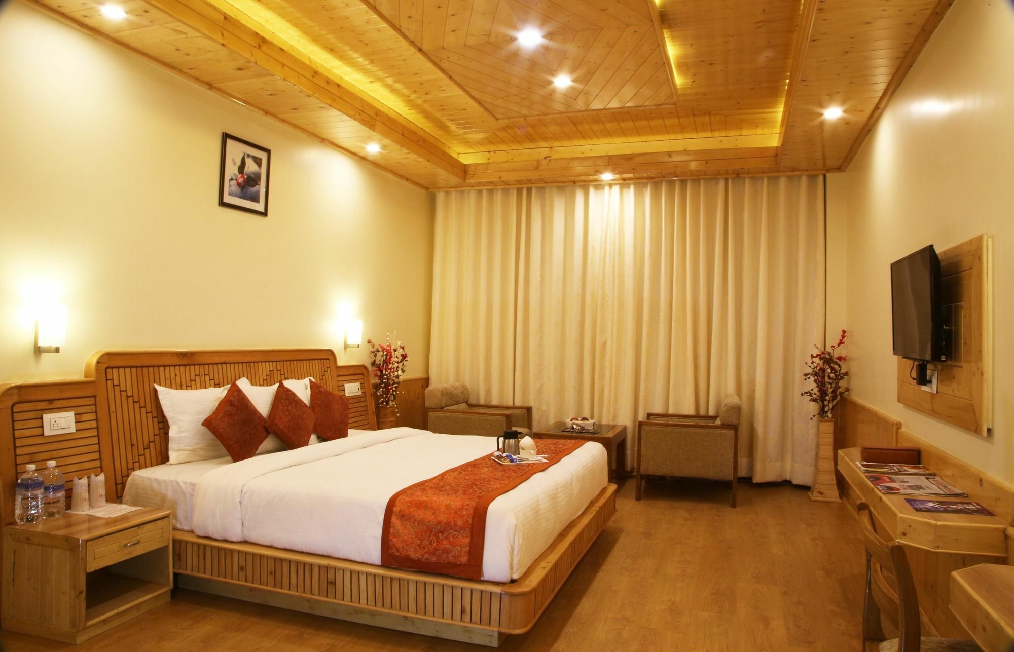 Holiday Heights Manali (Himachal Pradesh)