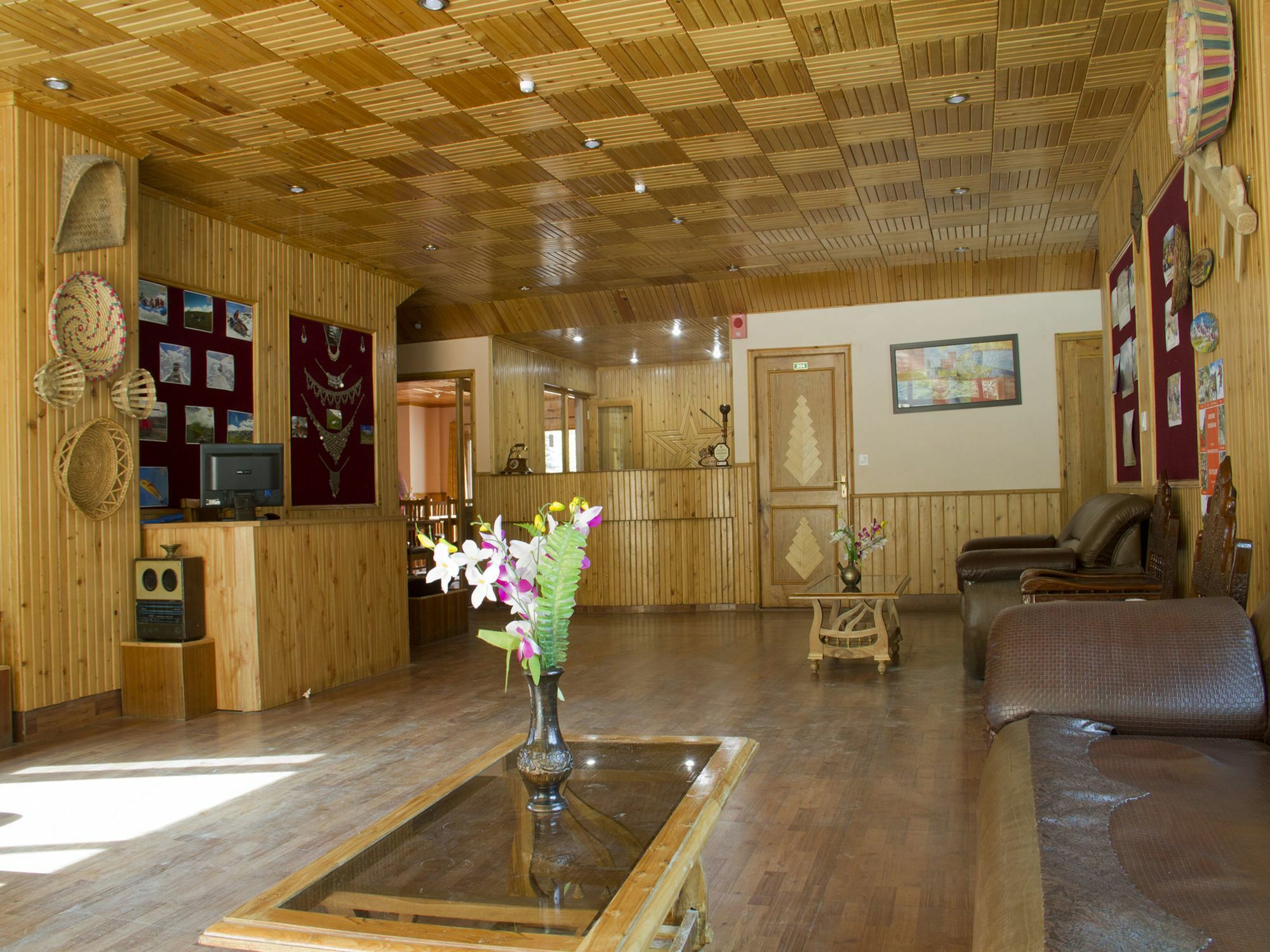 Hotel Oyo 4581 Prini Palace