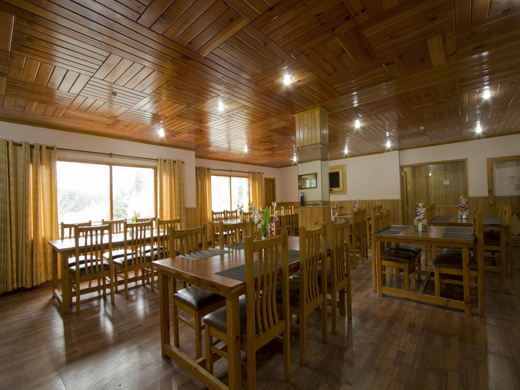 Oyo 4581 Prini Palace 3* Manali (Himachal Pradesh)