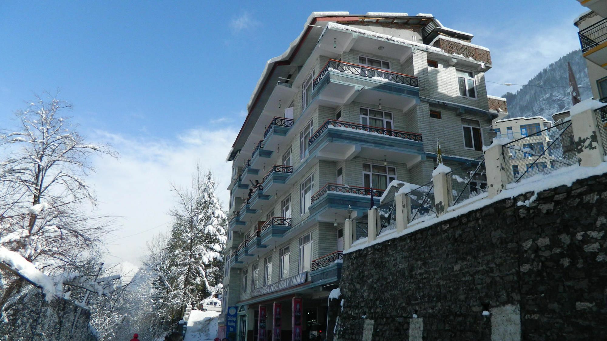 Chichoga Hotel 3*