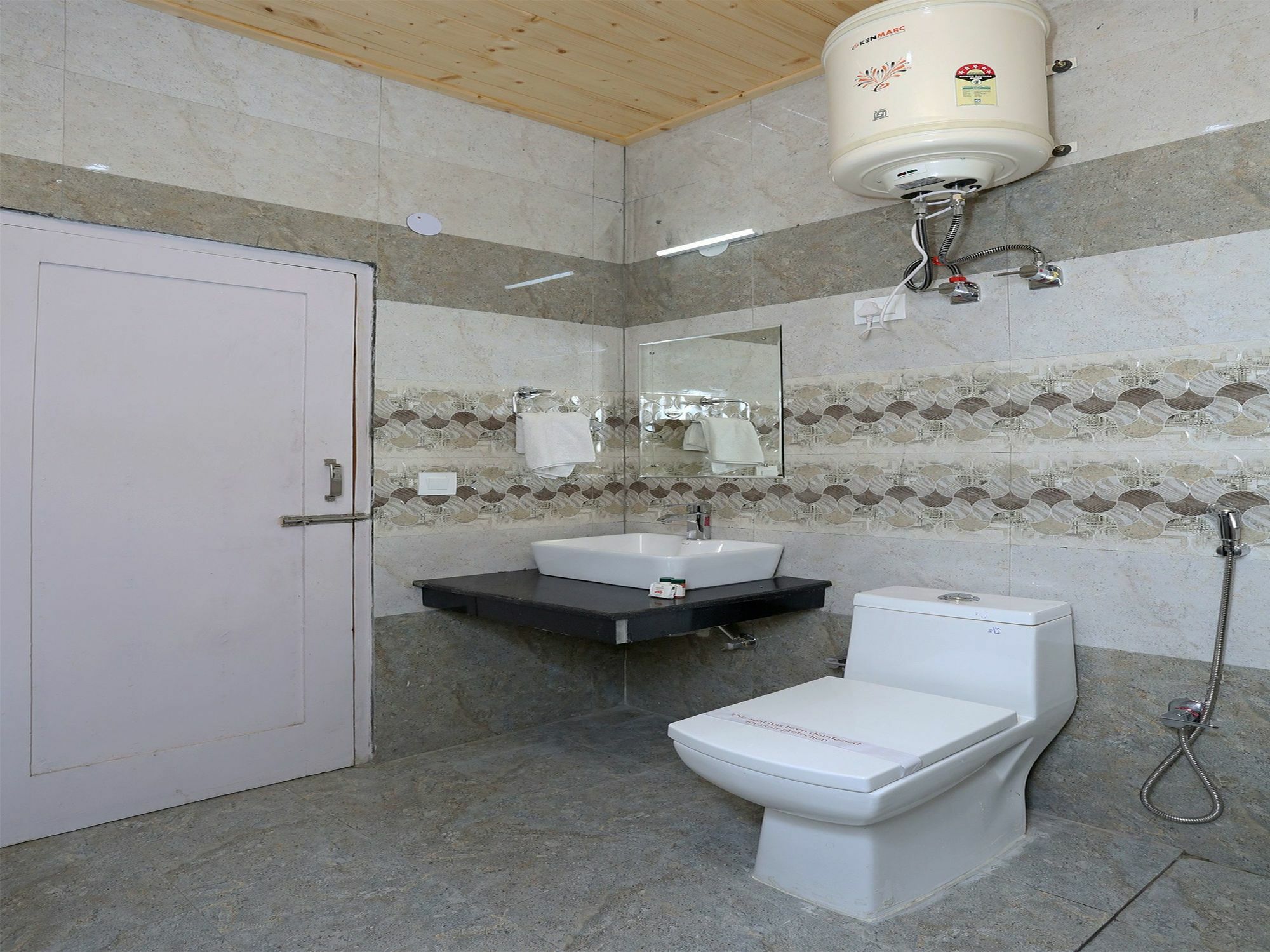 Hotel Oyo 9185 The Nature Manali (Himachal Pradesh)