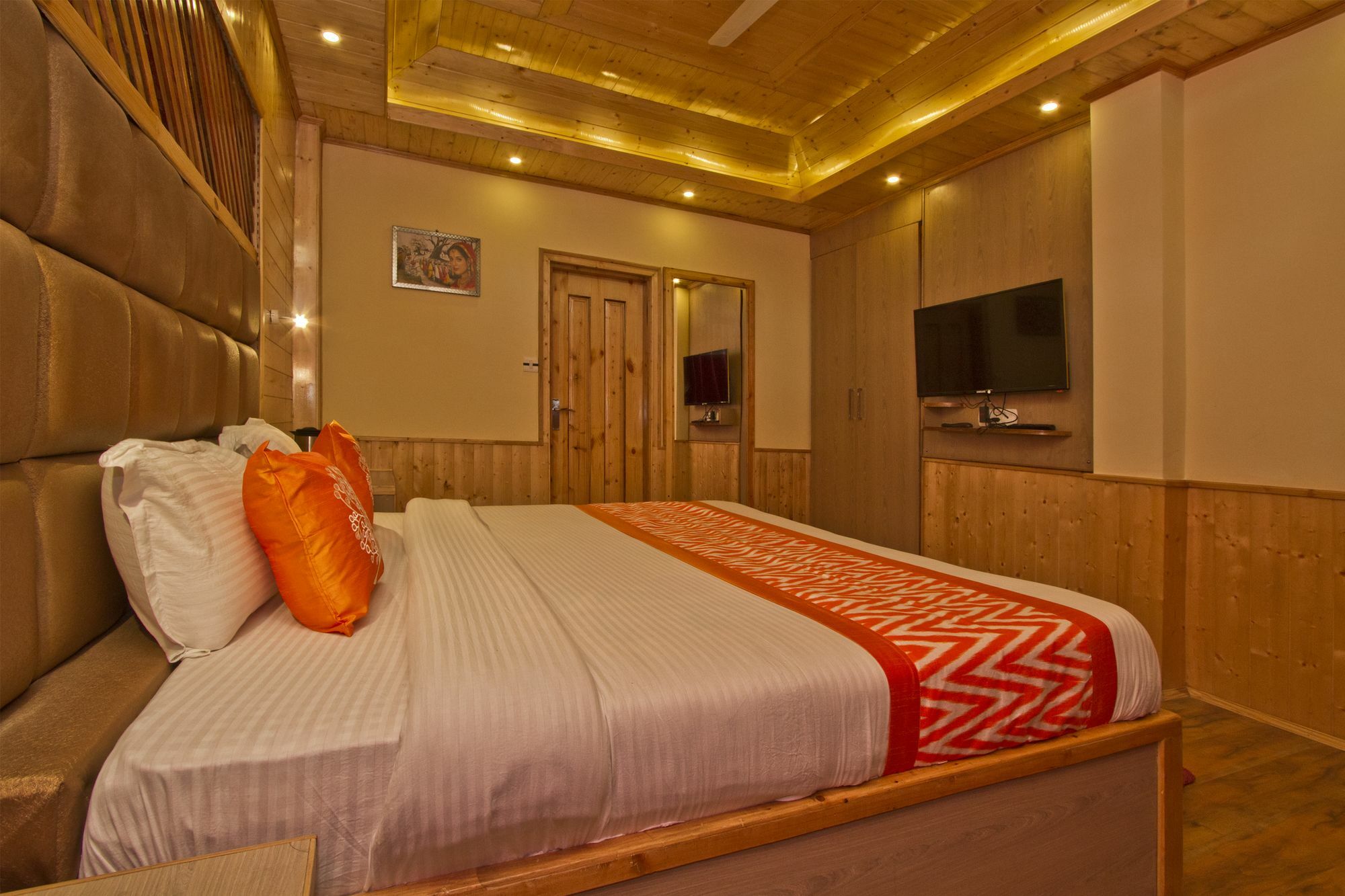 Mountain Nest Hotel