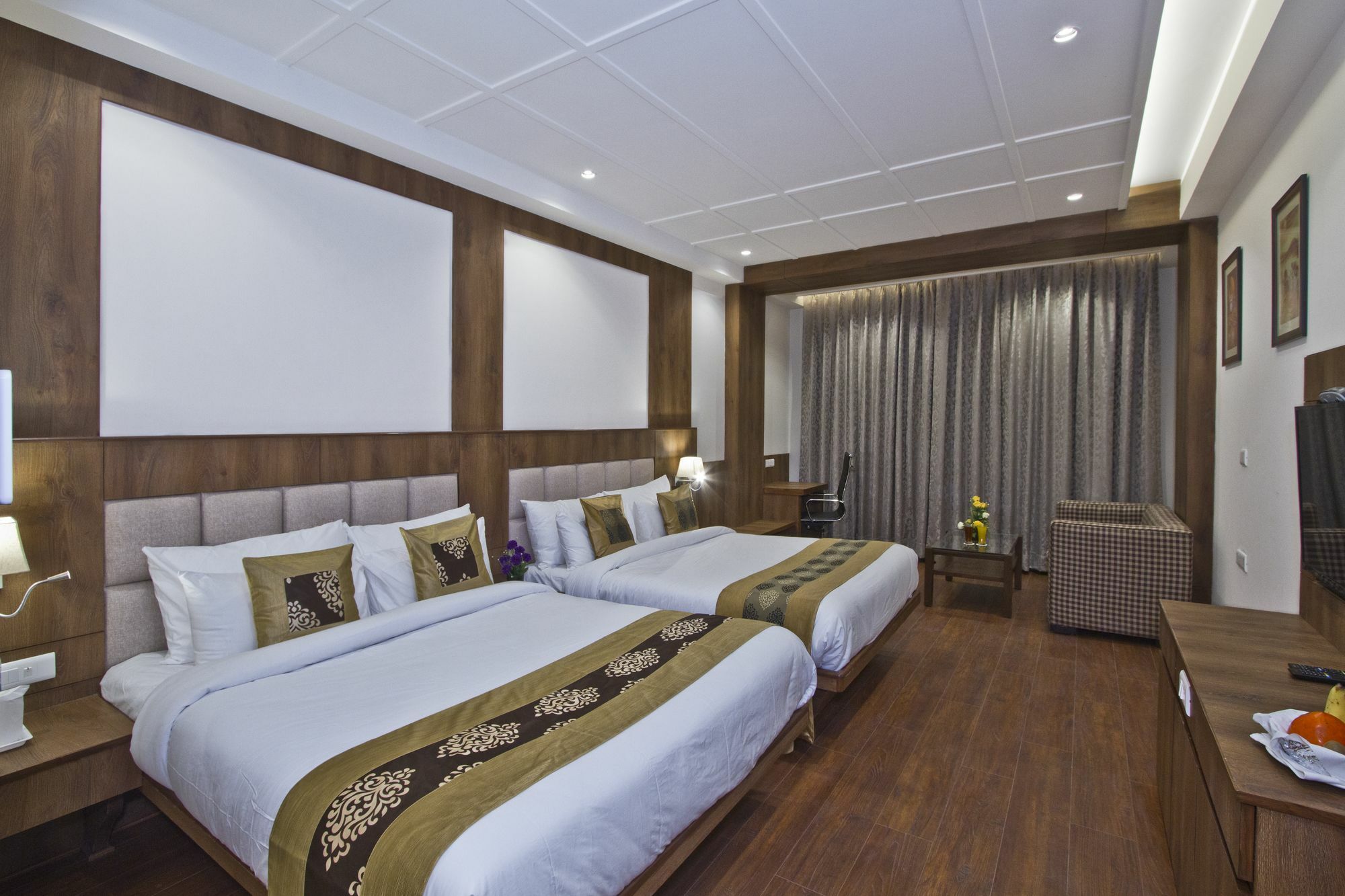 Alokik Resort- Pure Veg Resort 4*