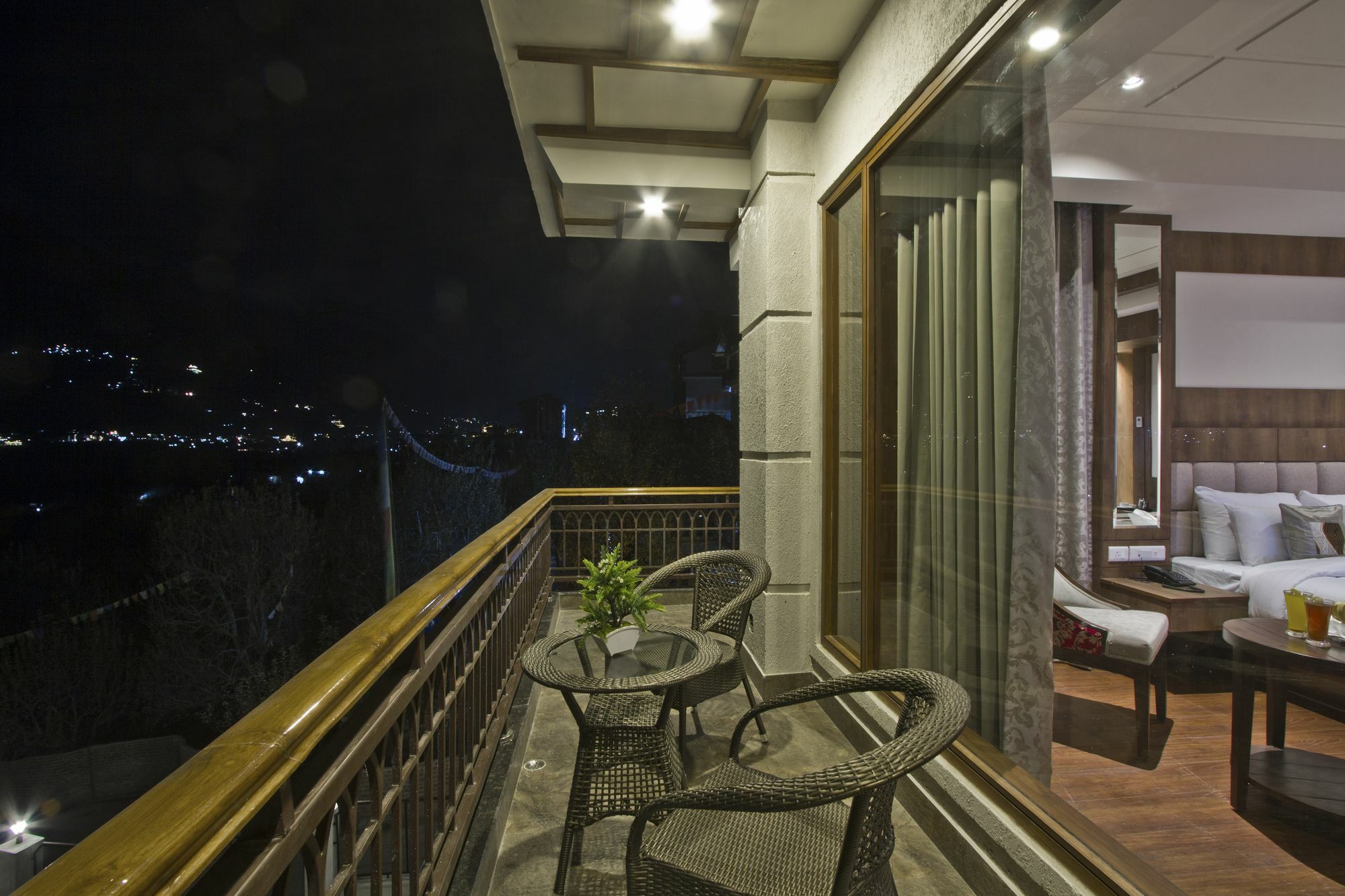 Resort Alokik Resort- Pure Veg Manali (Himachal Pradesh)