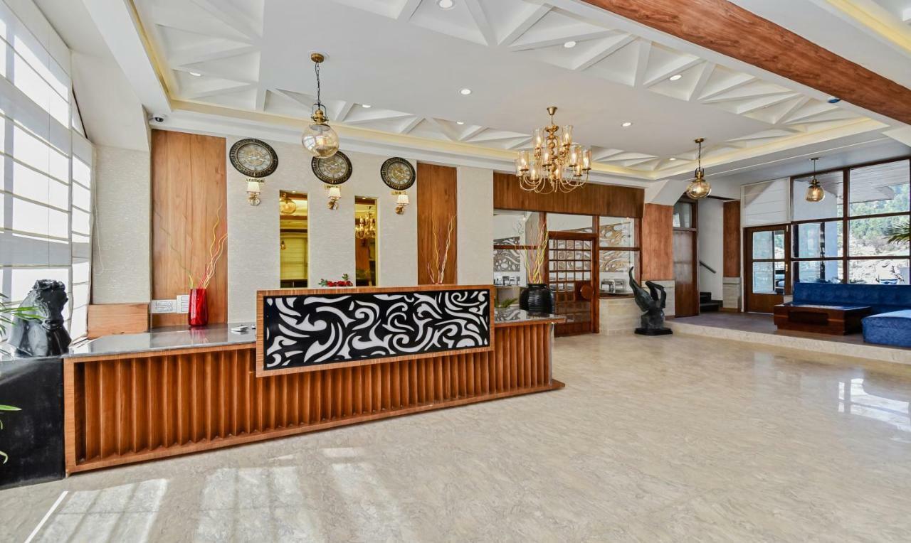 Hotel Snowcrests Manor Manali (Himachal Pradesh)