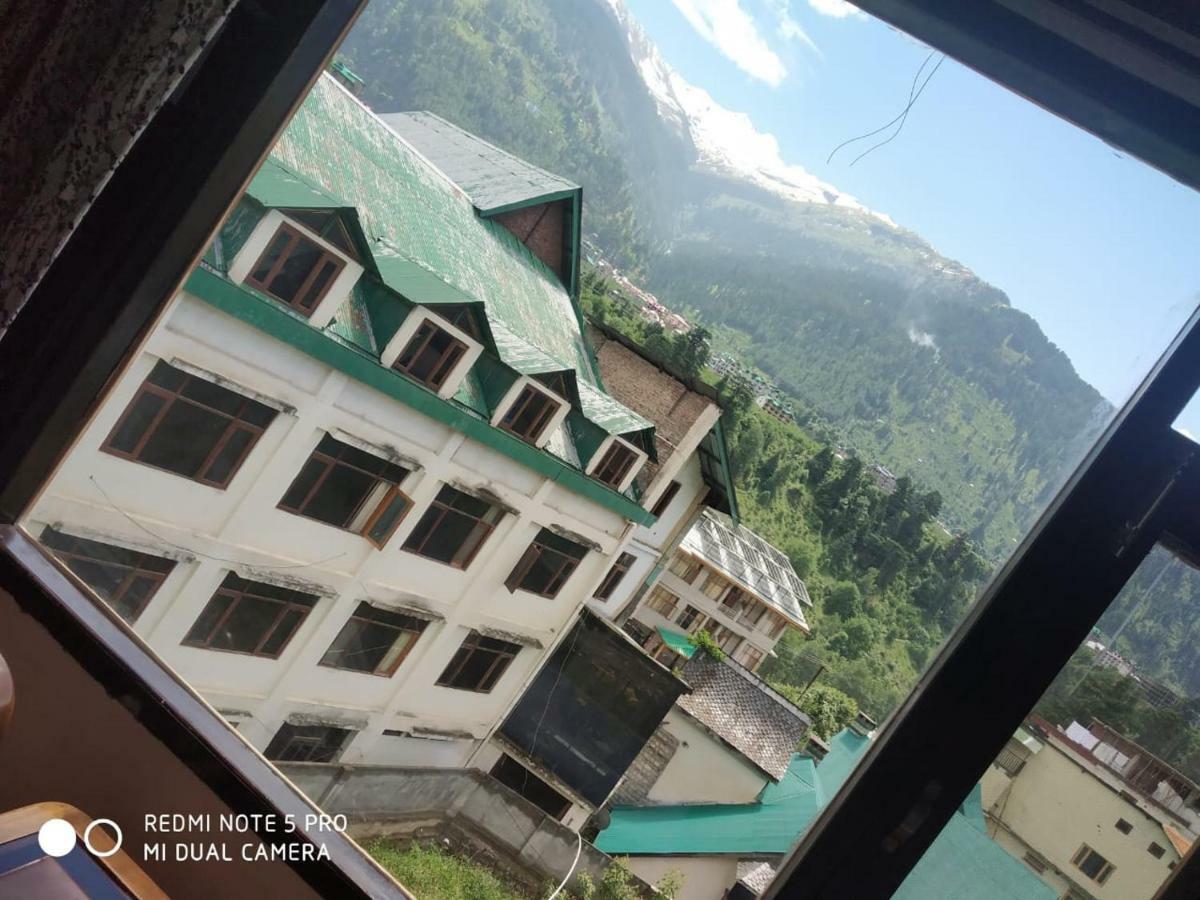 Mantra By V4 Entertainment Pvt Ltd Hotel Manali (Himachal Pradesh)