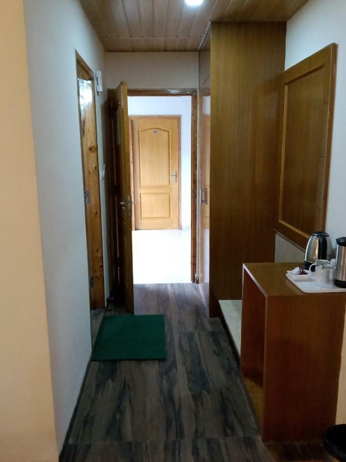Hotel Mantra By V4 Entertainment Pvt Ltd Manali (Himachal Pradesh)