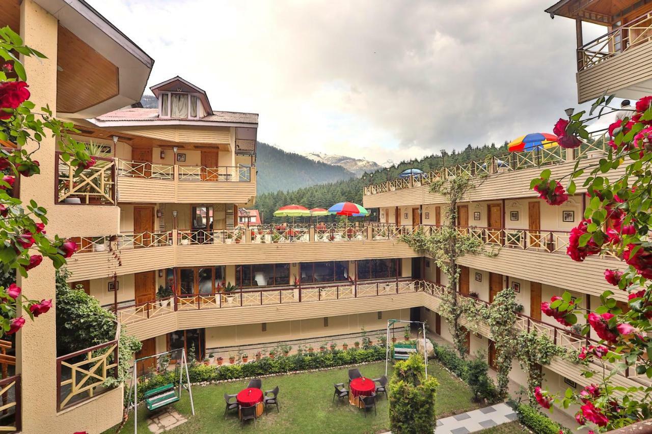 Snow Valley & Resort 4*