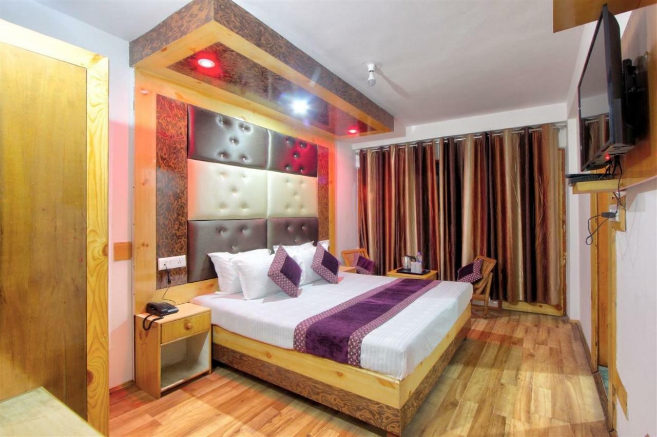 Hotel Solitaire Manali (Himachal Pradesh)