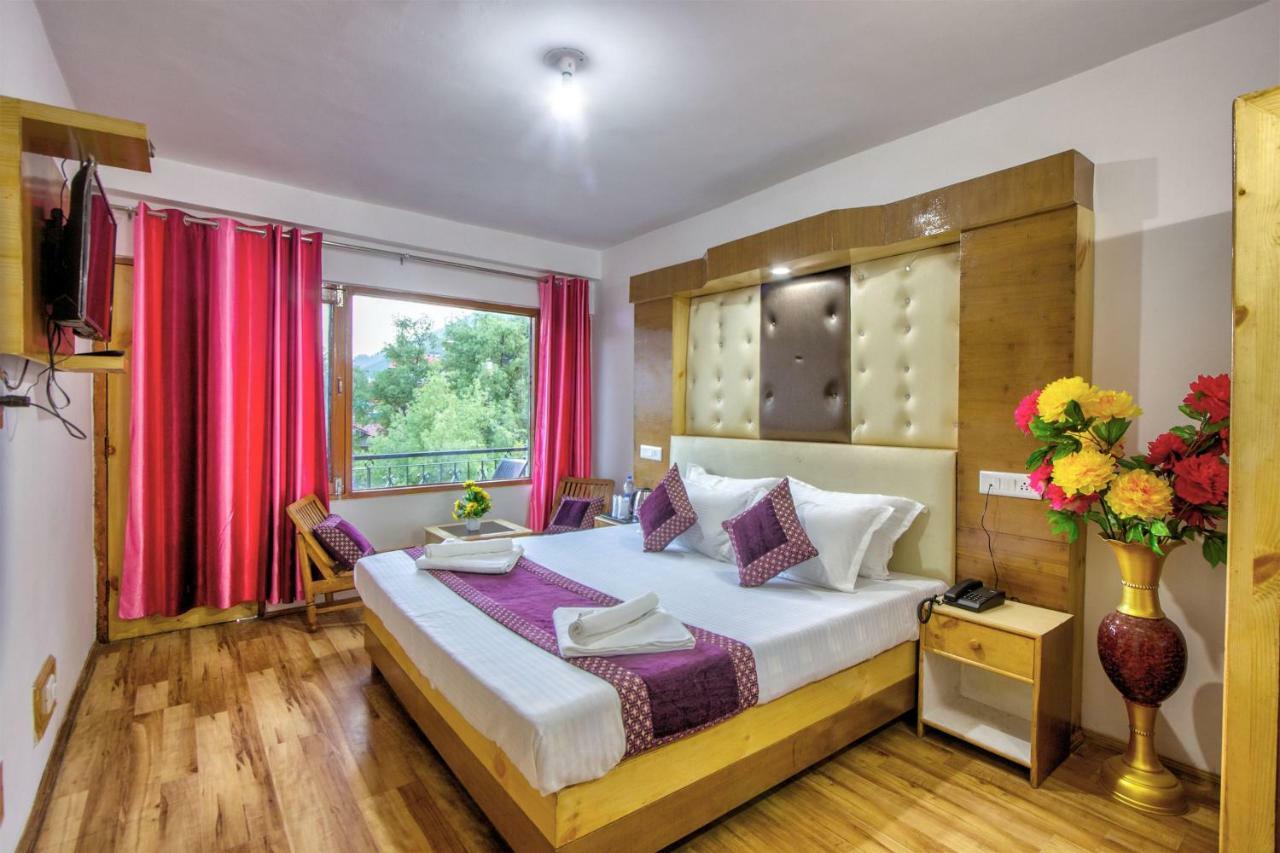 Hotel Solitaire Manali (Himachal Pradesh)