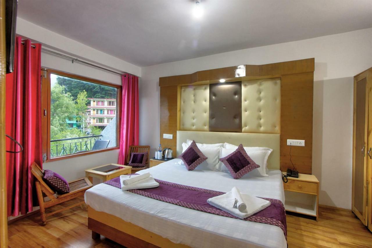 Hotel Solitaire 3*