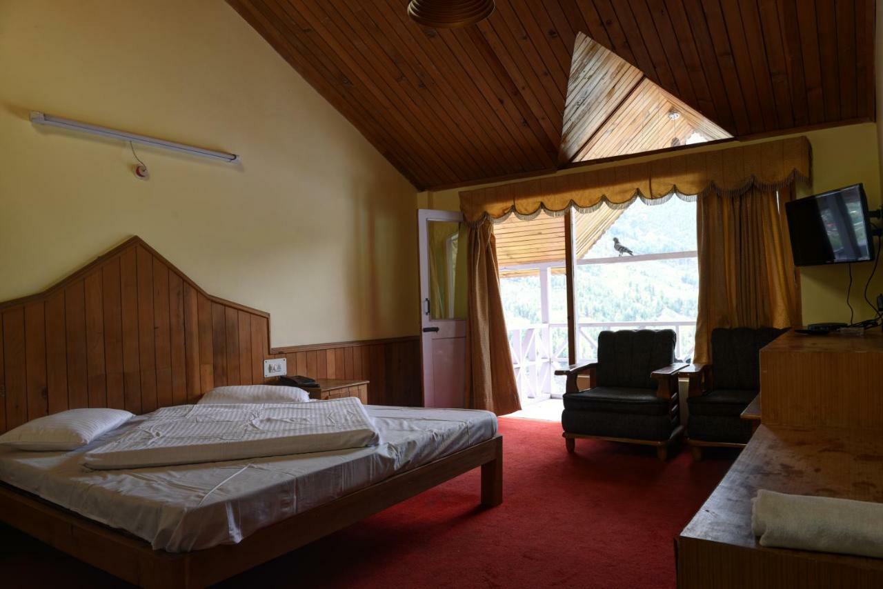 Dharma Galaxy Hotel 3*