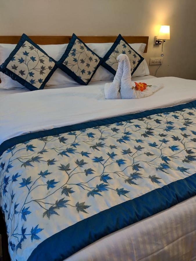 Utopia & 3* Manali (Himachal Pradesh)