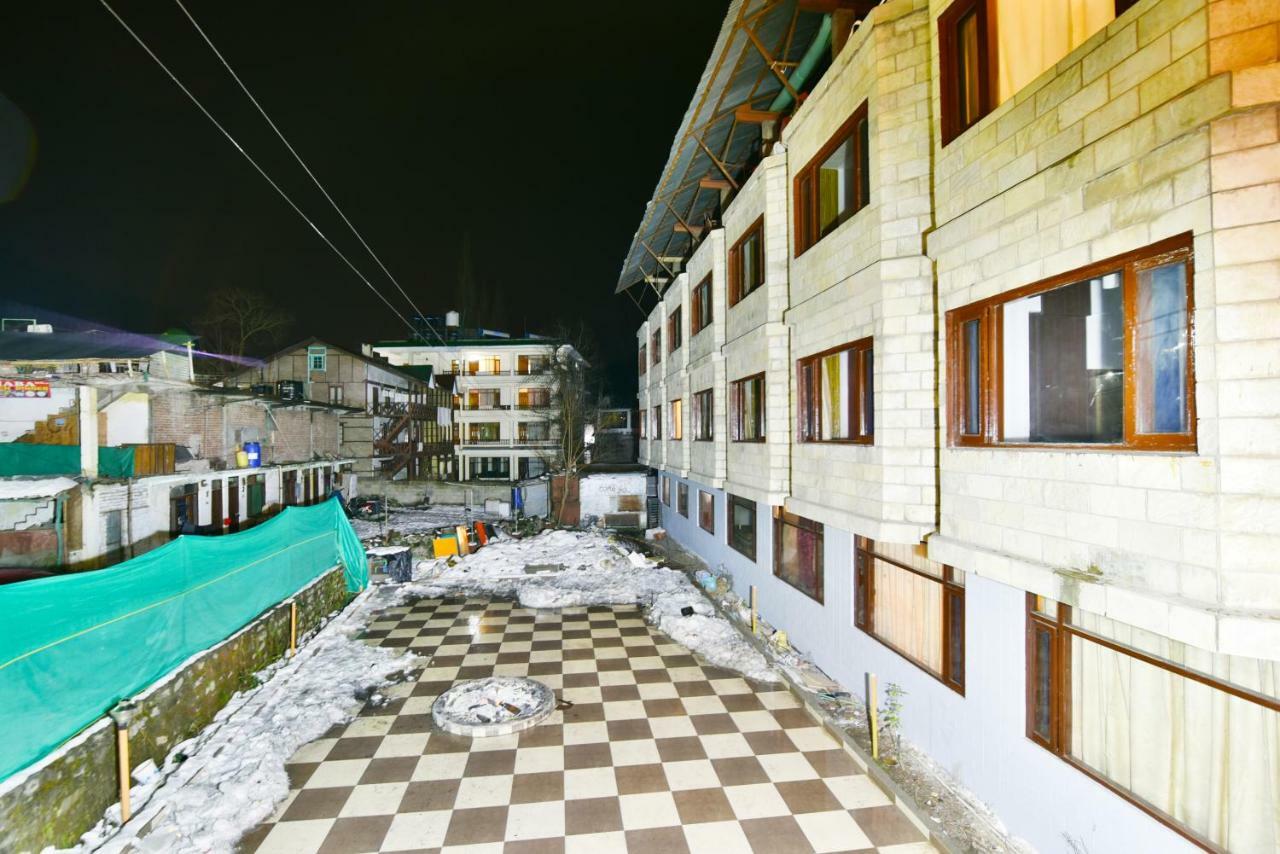 Hotel Kapoor By Dls 3*