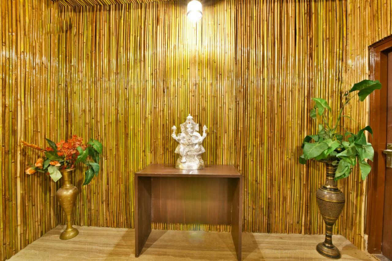 Kapoor By Dls Hotel 3*