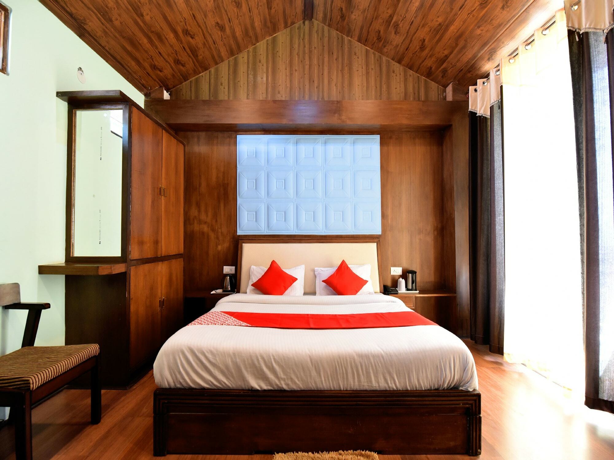 Apartment Oyo 13364 Scenic View Naggar Road