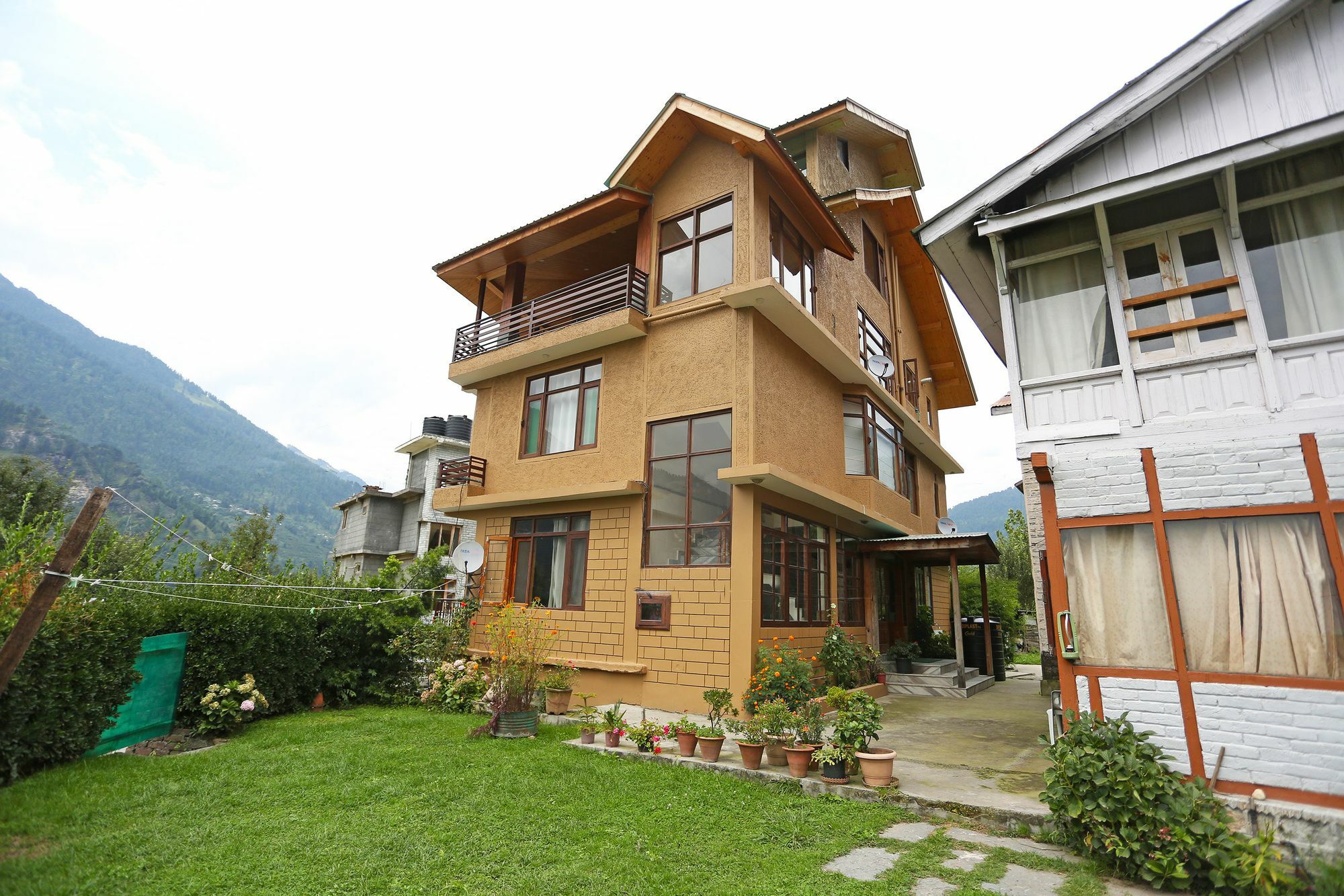 Oyo 8648 Kyipo Khang 2* Manali (Himachal Pradesh)
