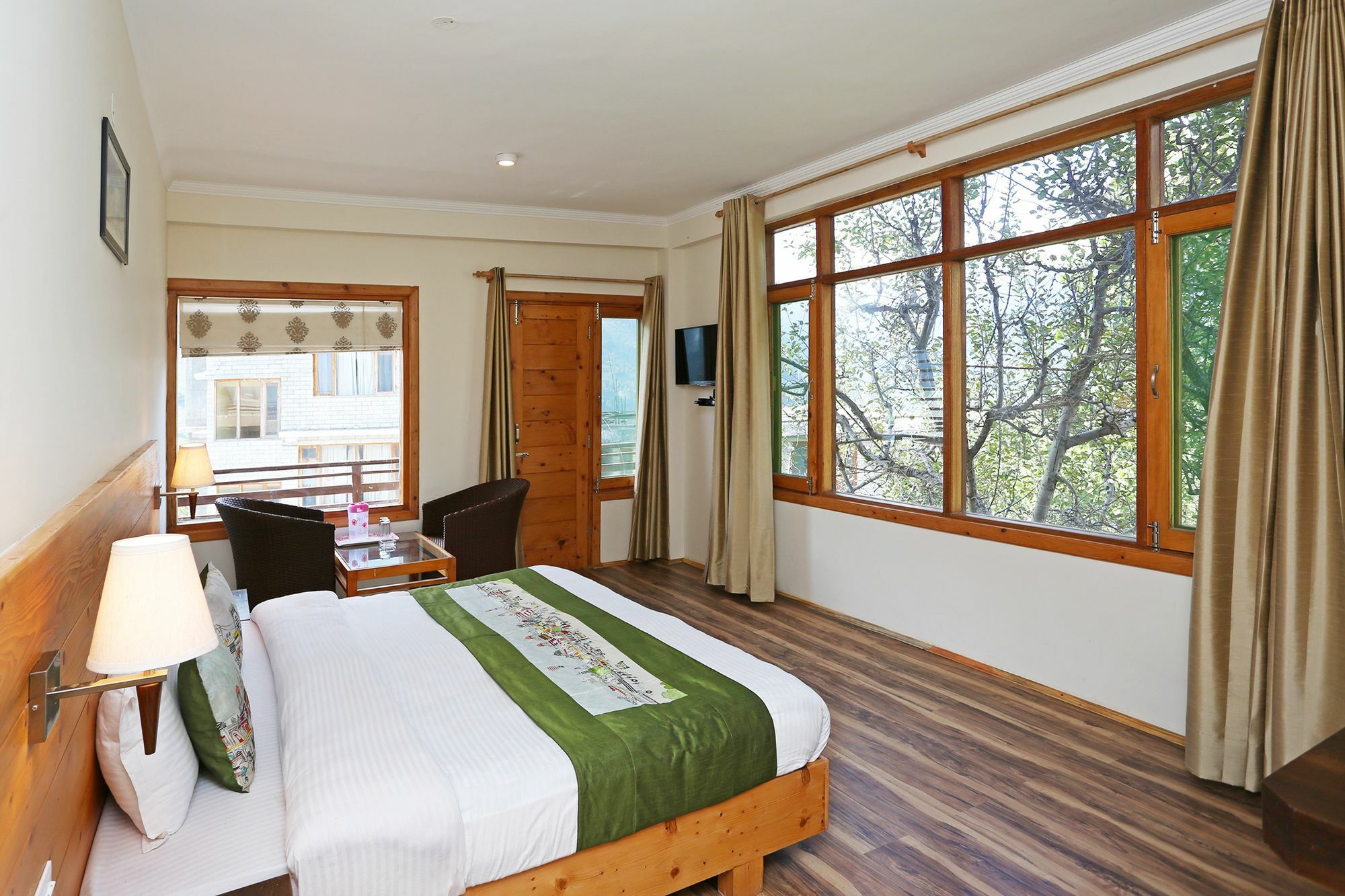 Oyo 8648 Kyipo Khang Bed & Breakfast