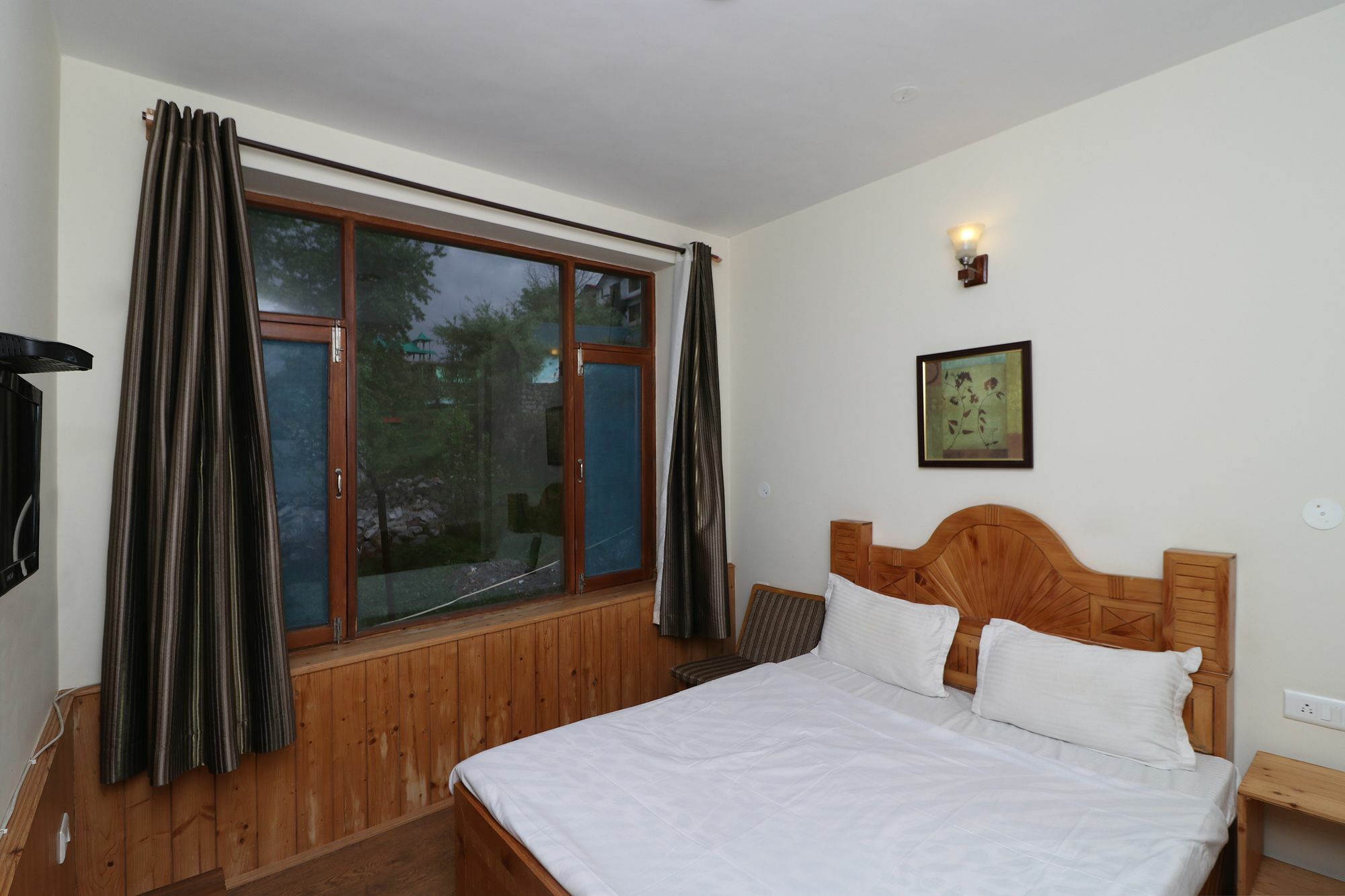 Apartment Oyo 13611 Bliss And Blossom Manali (Himachal Pradesh)