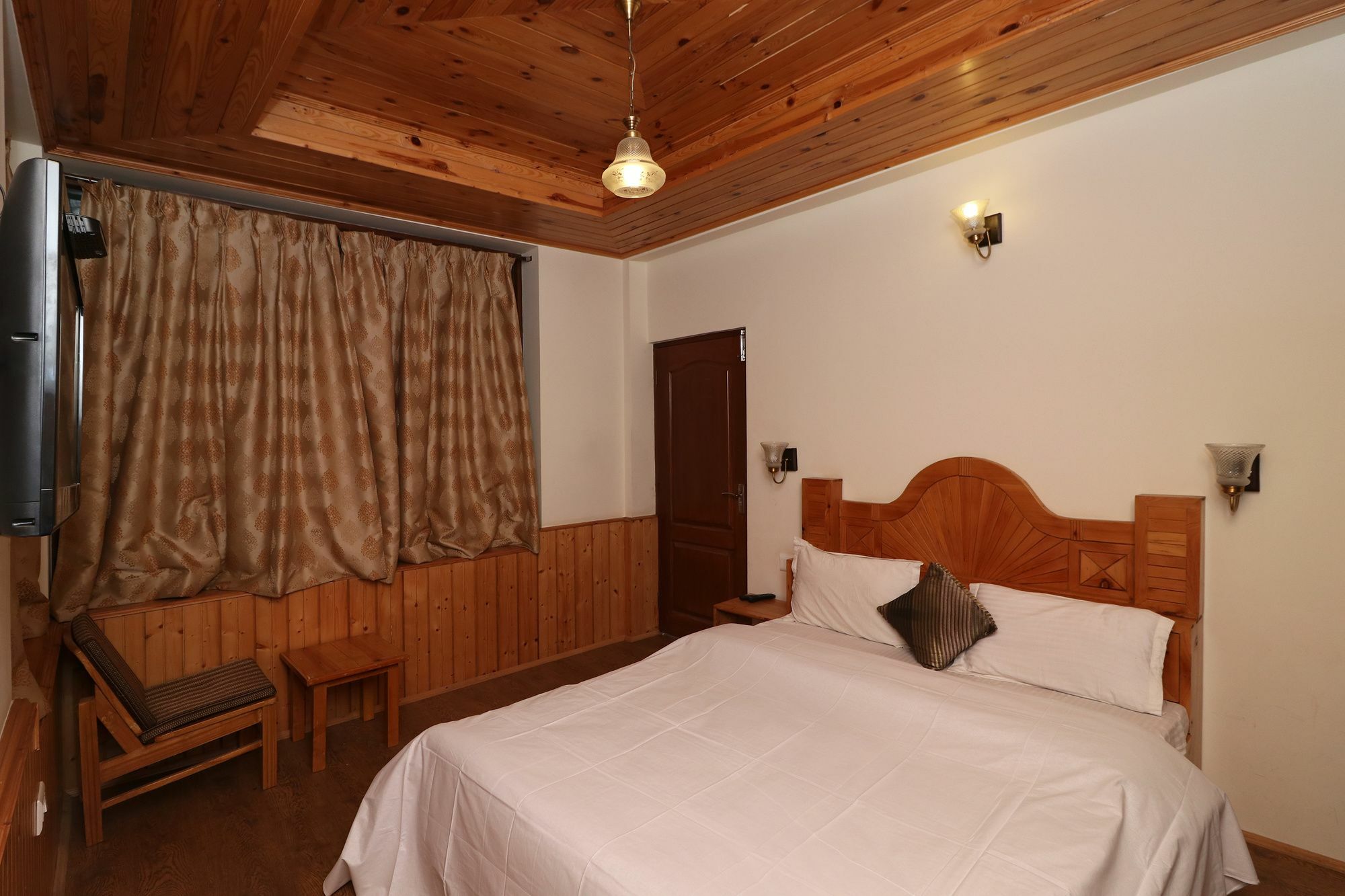 Apartment Oyo 13611 Bliss And Blossom Manali (Himachal Pradesh)